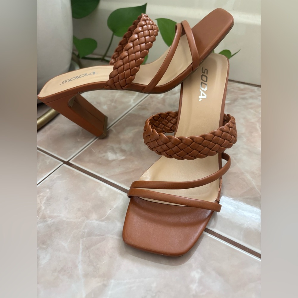Brown Braided Strappy Block Heel Sandals 90s Minimal